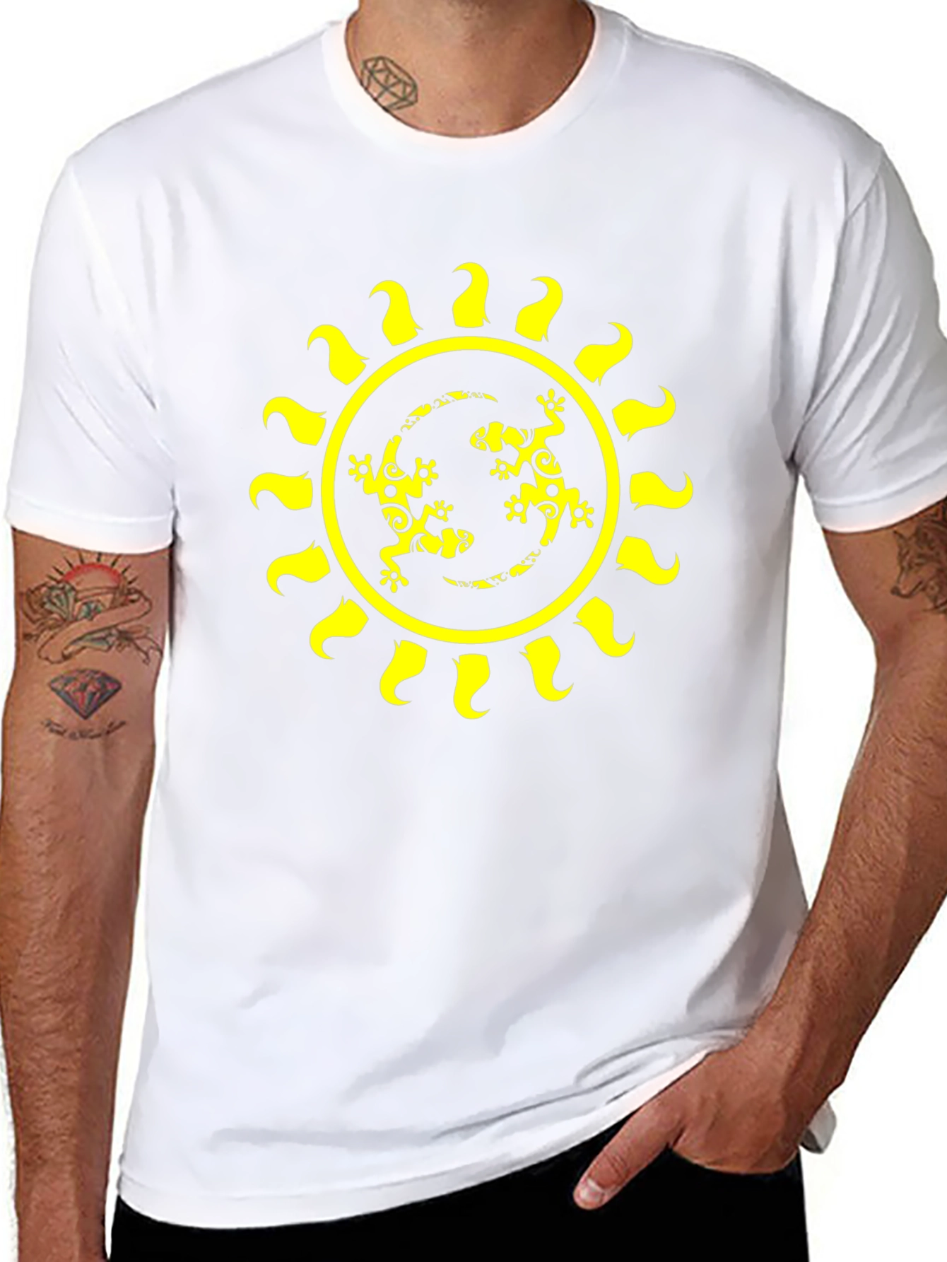 Lizard Sun Graphic Tee - Black Cotton T-Shirt