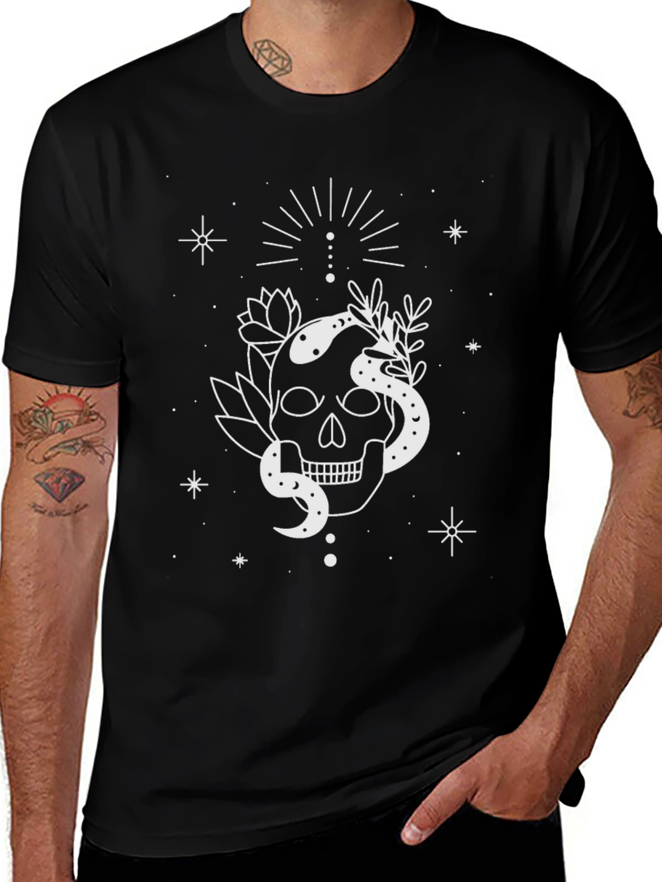 Skull & Snake Graphic Tee - Unique Design
